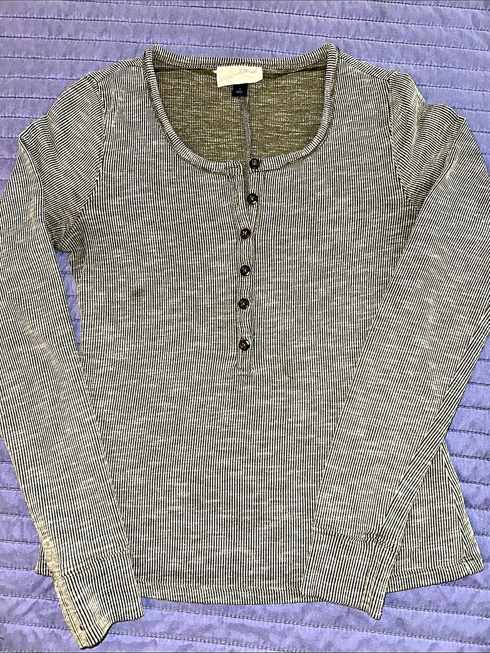 Universal Thread Long Sleeve Ribbed Henley Top Green with color variations - Sma